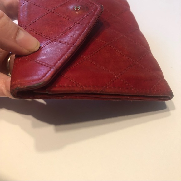 Chanel Authentic Red Quilted Y2K Lambskin Envelope Pochette Clutch Wallet - Picture 9 of 12
